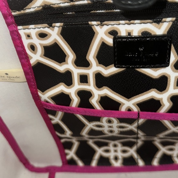 Kate Spade New York hobo bag, neutral colors, EUC 1 minor callout on 1 corner - Picture 6 of 8